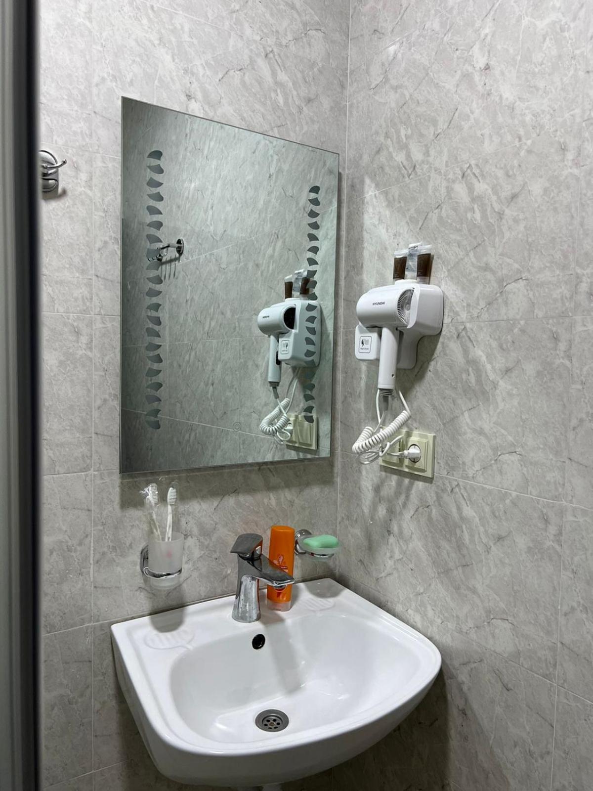 Comple Del Mar Apartment Batumi Luaran gambar
